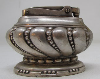 Vintage Ronson "Crown" Table Lighter Silver  Classic  lighter Works - just needs fuel Silverplated