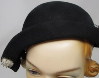 Vintage Black Tilt Hat with Hat Pin 1940s era Hat