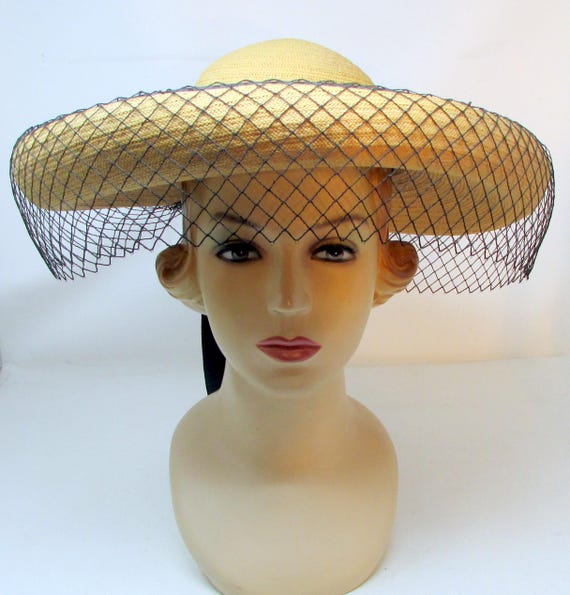 Vintage Phil Strann Straw Sun Hat – 1950s Wide Brim Veil  display picture 1