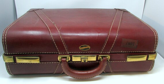 Vintage Leather Suit Case Stratoway Train Case lea