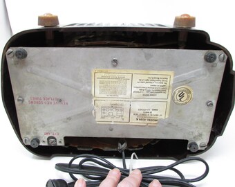 ビンテージ Bendix 真空管ラジオ – 1940年代 ベークライトケース