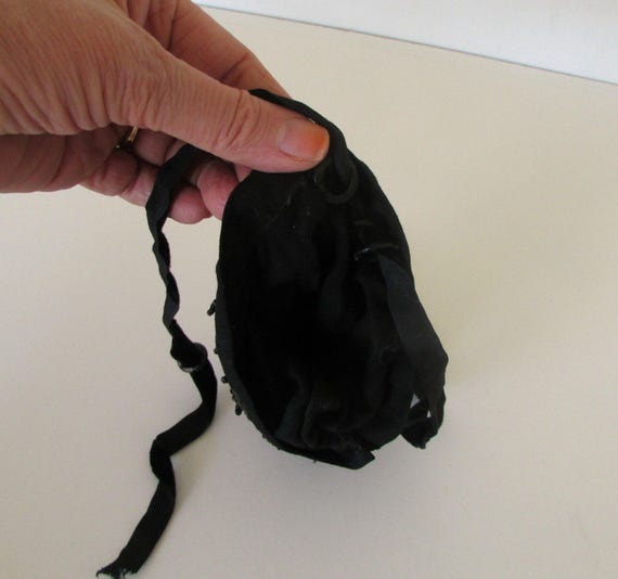 Vintage Beaded Black Flapper beaded purse bag dra… - image 3