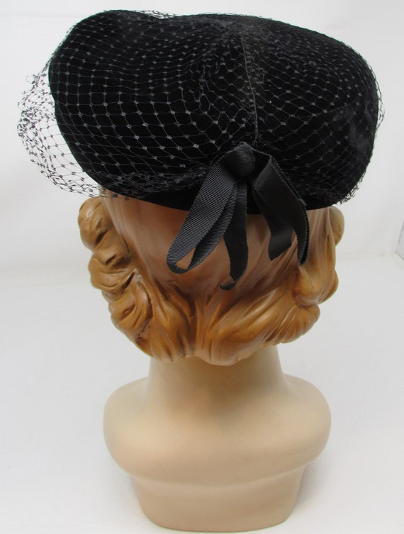 Vintage Black Velvet Pillbox Hat with Grosgrain R… - image 4