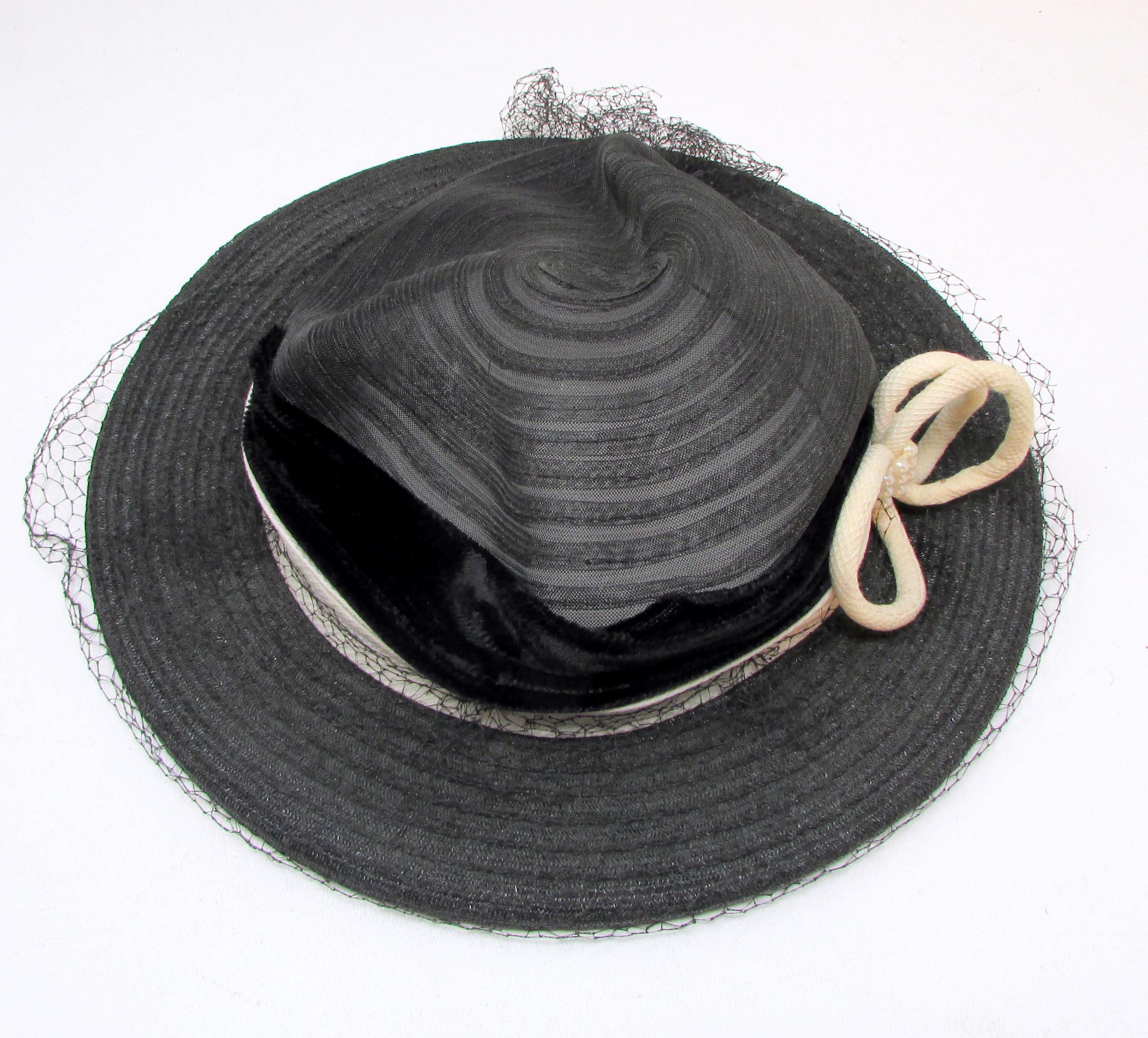 Vintage 1940s Black Straw Tilt Hat With Veil, Velvet Band - Etsy