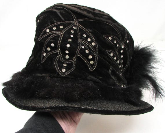 Vintage Velvet Hat Antique Couture Edwardian Hat Paris  display picture 2