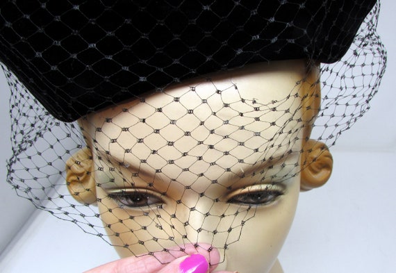 Vintage Black Velvet Pillbox Hat with Grosgrain R… - image 6