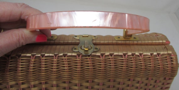 Vintage 1960s Pink Wicker Purse Handbag with Luci… - image 2