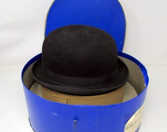 Vintage schwarzer Filz Bowler Derby Hut mit Bretagne Hutschachtel 1950er 1960er Jahre Herren formeller Hut
