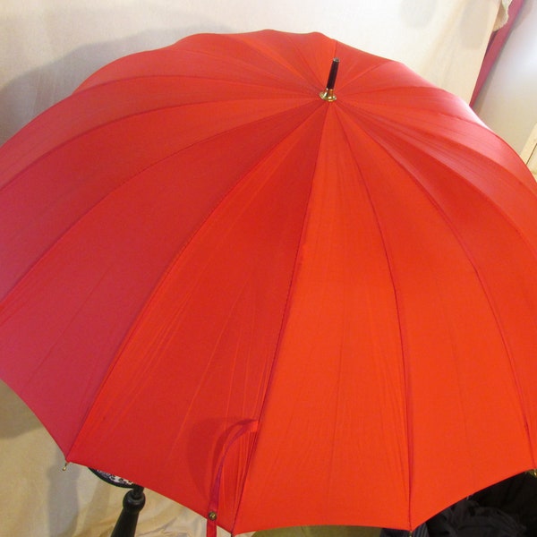 Vintage Lipstick Red Umbrella Parasol Faux Tortoise Shell Lucite Handle  1960s Umbrella Lucite Handle