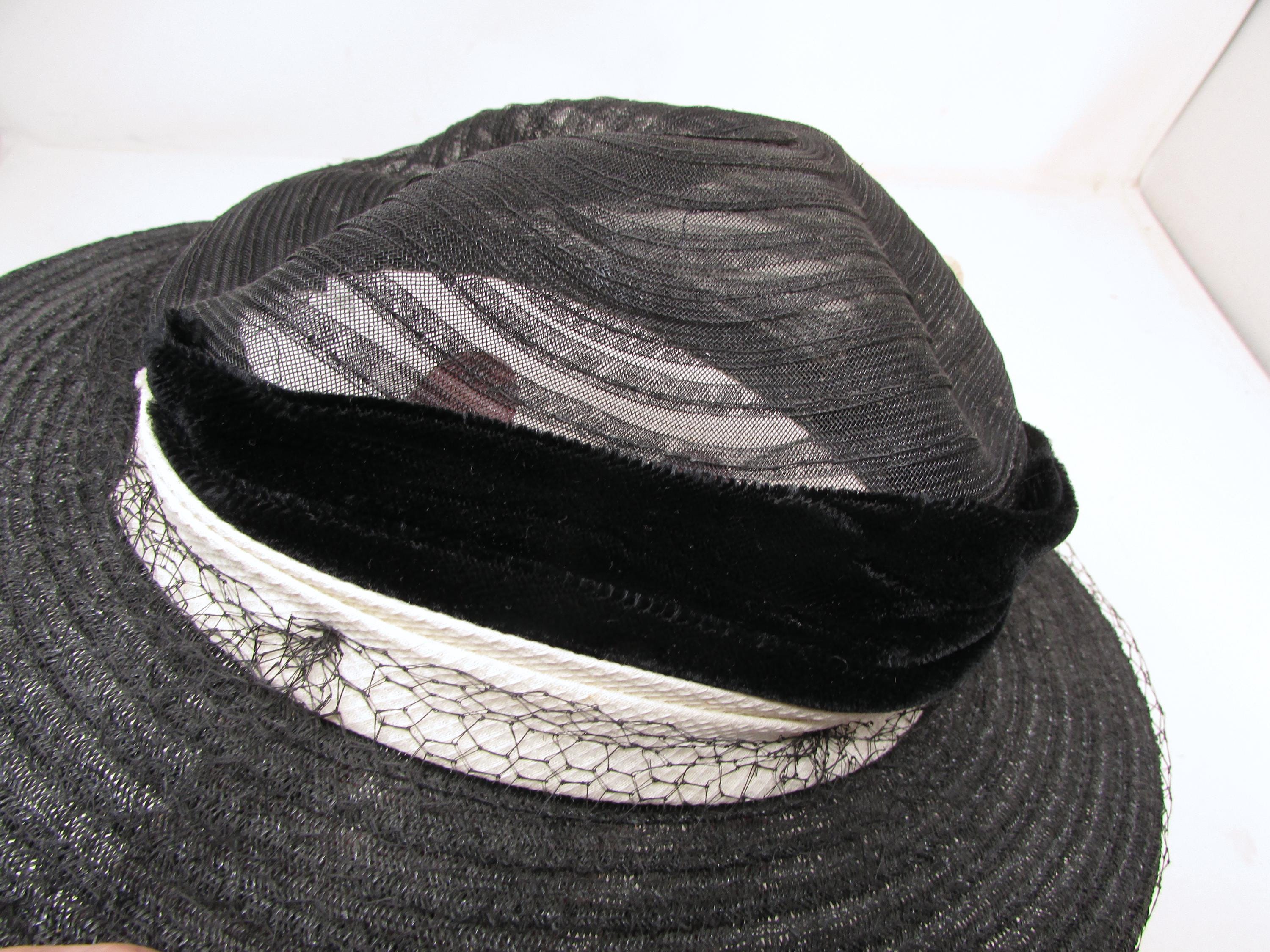 MARVELOUS 1940s\' BLACK STRAW TILT HAT WITH CREAM GROSGRAIN BAND/TASSELS + VEIL Vintage 1940s Black Straw Tilt Hat With Veil, Velvet Band - Etsy main image 2