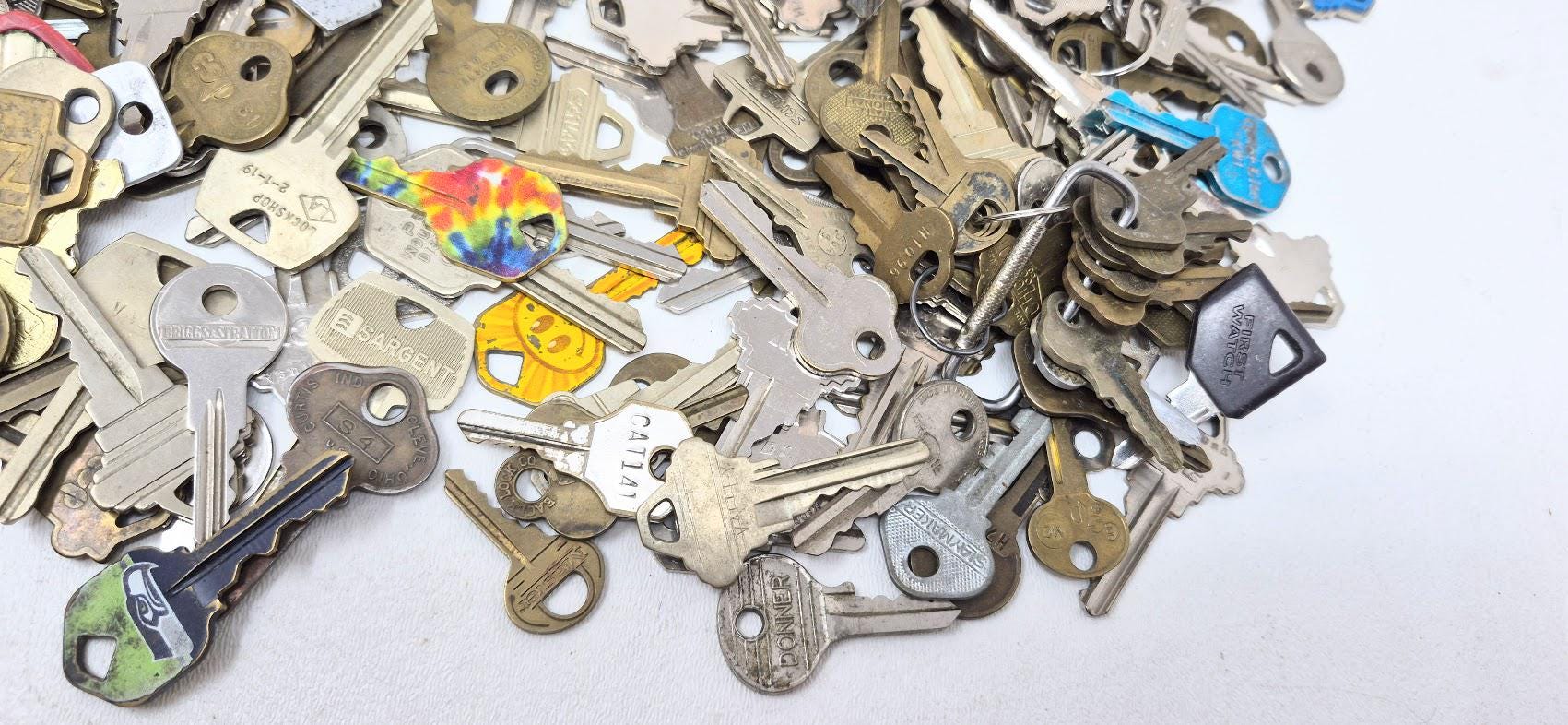 Vintage Bulk Metal Keys Mixed Lot 5 Lb 2 Oz Jewelry Charms Crafts ...