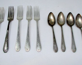 Vintage Community Plate Flatware - 9 pcs Flatware Silverware Lot of Forks and Spoons Sweet Floral Pattern Art Deco