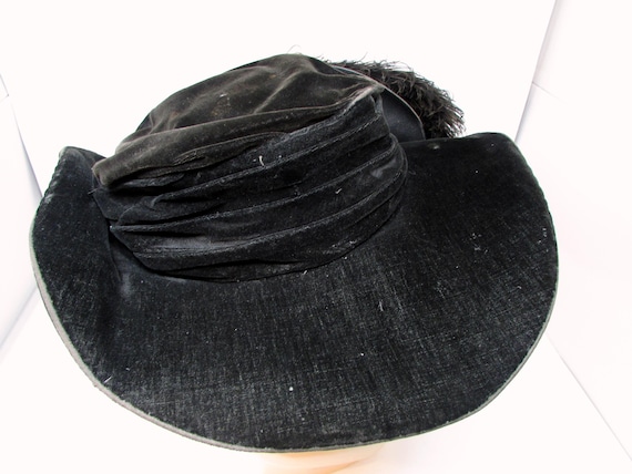 Victorian Wide Brim Hat: Black Velvet & Ostrich Feather 