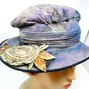 Vintage Downton Abbey Hat Authentic French 1920s Blue Velvet Brimmed Hat Lawn Dress Hat Wedding Hat Patrician Pour La Debutante Designer Hat