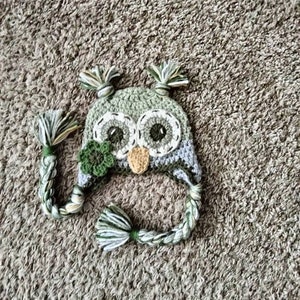 Owl hat green crocheted