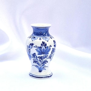 Delft vintage mini vase porcelain