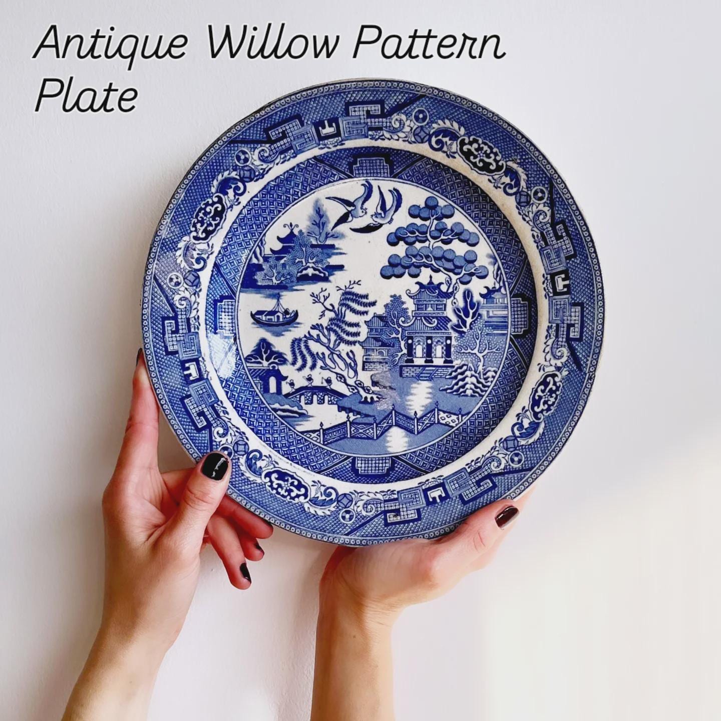 最終値下げwood＆sons ウッド＆ソンズ ブルーウィロー Antique Blue Willow Plate by Wood & Sons Transferware – Birds and