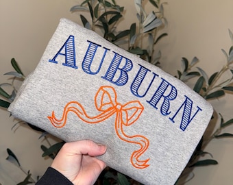 sweat-shirt à col rond brodé personnalisé Auburn vintage