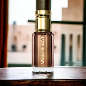 Turkish Oud Perfume Oil: Exotic Rose Jasmine Attar