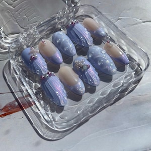Mermaid seashell press on nails, oval shape