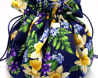 Tatting Bag #310. Midnight bouquets on midnight blue background.  Kona Storm Blue lining and navy drawstrings.