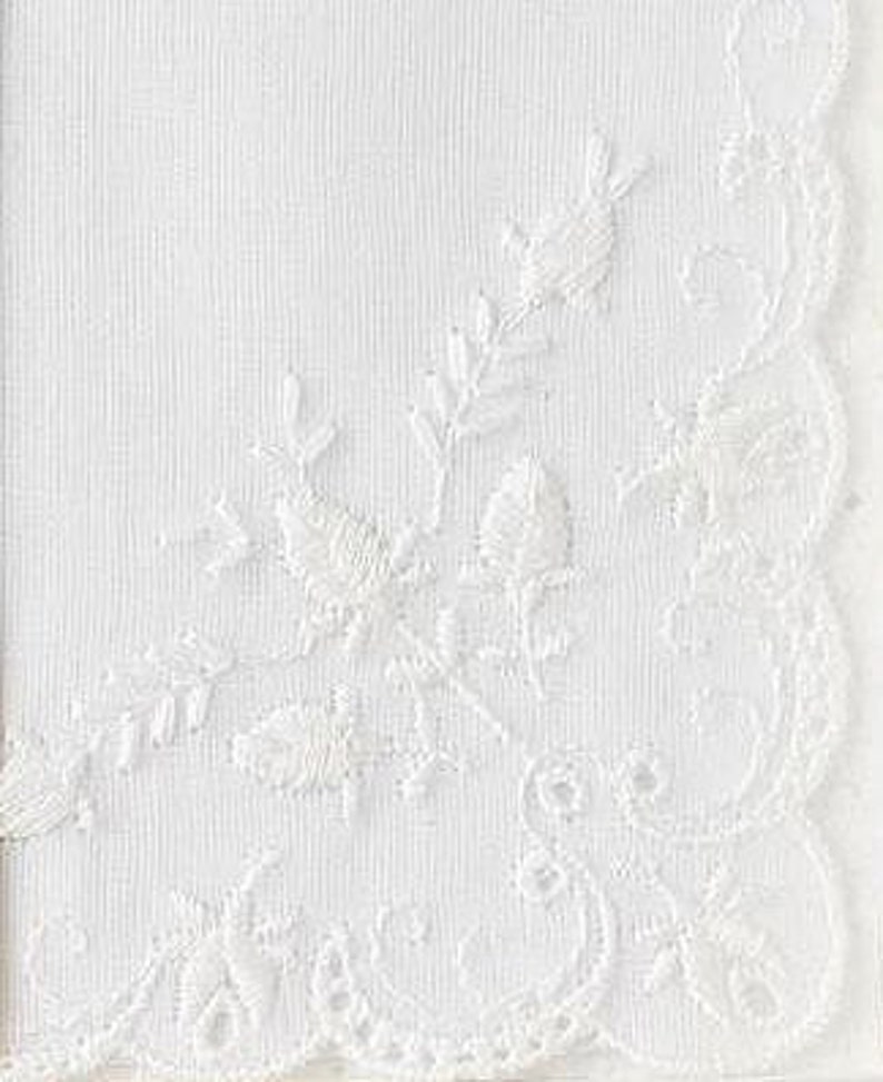 Personalized La Madre del Novio Wedding Handkerchief in Spanish image 2