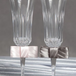 Tie(ing) the Knot Toasting Glasses