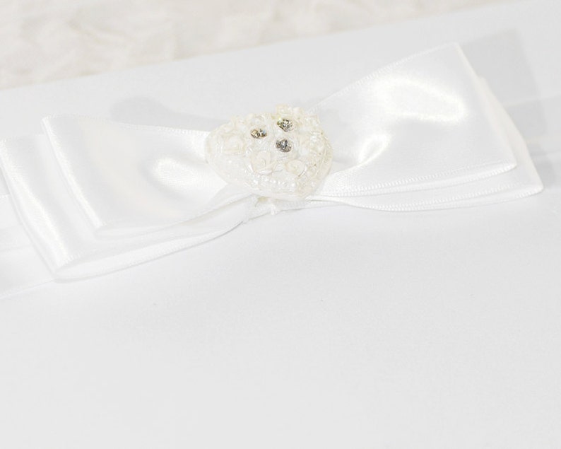 Rhinestone Pearlized Heart Rose Bouquet Wedding Guestbook and Pen Set 20-25405