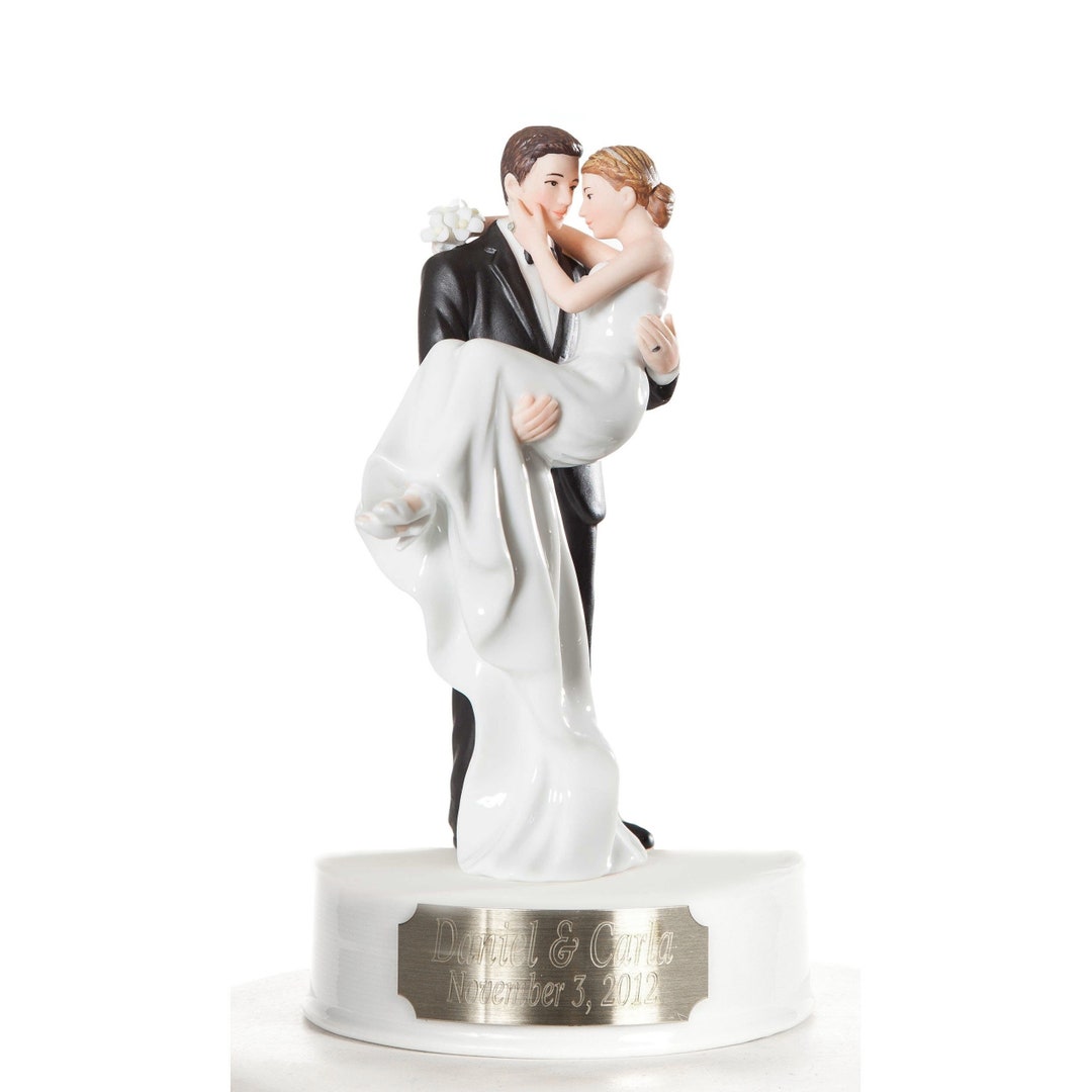 Engraveable Custom Personalized Porcelain Bride and Groom Wedding Cake ...