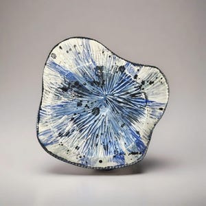 Zeitliche Rift Keramikplatte – Zeit in Stein gepresst, Ø23×4 cm