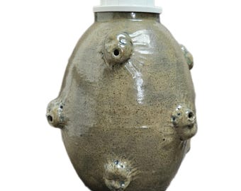 Lámpara de cerámica hecha a mano - Lámpara de mesa surrealista de barro - Lámpara de arte escultórico único