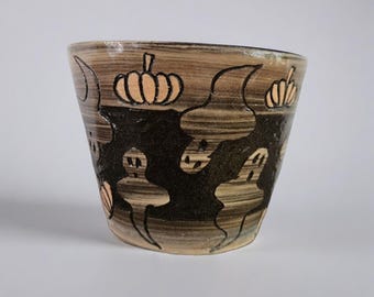 Haunted Pumpkin Planter – Spooky Whimsy Ceramic Pot, Ø 12 × 10 cm