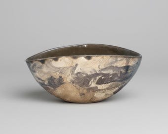 Bol de cerámica River Vein – Tierra marmolada en movimiento silencioso, 12,5 × 9 × 5,5 cm