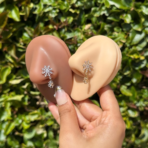 Dangle Spider Nose Piercing