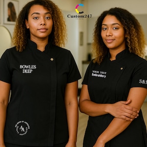 Tunique brodée personnalisée avec nom/logo, Uniforme de salon de beauté pour femmes, Haut de spa à manches courtes, Vêtements de travail pour artistes cils, Haut esthétique personnalisé