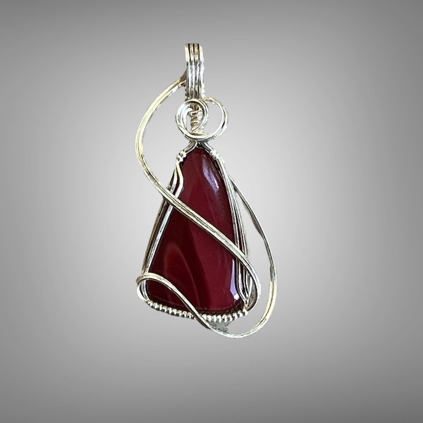 Rosarita Wire Wrapped Pendant in Silver