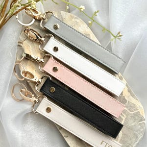 Personalised Wristlet Keychain, Custom Leather Loop Keychain, Monogram Keyring with Initials, Wrist Strap Keychain, Custom Gift for Her