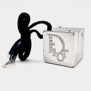 Dior Play, gloss à lèvres vintage en forme de dé, 2005, neuf dans sa boîte.