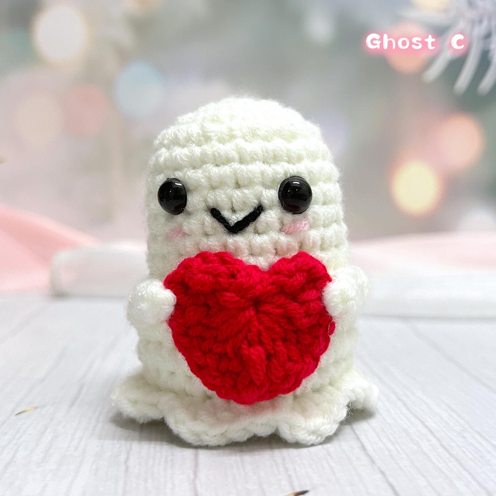 Halloween Crochet Cute Ghost With Heart,positive Ghost,emotional