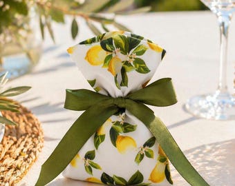 Lemon Wedding Favor Bags with Sugared Almonds – Greek Bomboniera – Italian Bomboniere – Mediterranean favors – Set of 10
