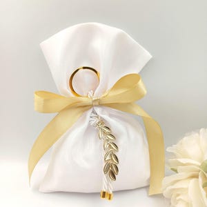 10 pcs,Luxury Wedding favors olive branch keychain gifts,Greek bombonieres, Orthodox favors,bridal shower, Almond candy bags gifts,koufeta