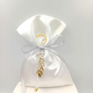 10 pcs,Luxury Wedding favors olive branch keychain gifts,Greek bombonieres, Orthodox favors,bridal shower, Almond candy bags gifts,koufeta