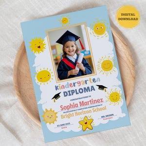 Certificado de jardín de infantes personalizado con foto. Diploma de graduación preescolar para niños. Plantilla editable de Canva. Premio de recuerdo por logros infantiles.