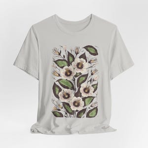 Boho Hibiscus Shirt - Unisex Floral Hibiscus Graphic Tee for Flower Lovers, Vintage Style Bohemian Tee, Boho Theme Gift for her