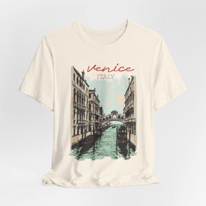 Artsy Venice Shirt | Vintage Style Unisex Venice Canal Graphic Shirt | Artistic Italy Travel Gift for City and Art Lovers