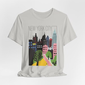 Minimalist NYC Shirt - Vintage Style Graphic Tee, NYCscape Top, New York City Travel Gift, Perfect Gift for Her