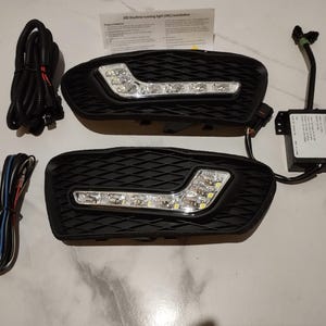 Mercedes C-Klasse W204 07-10 (L-Type) Bumper Daytime LED Running Lights DEPO