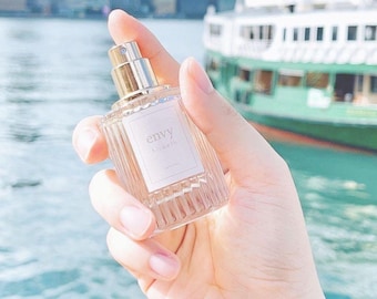 HIRAETH | White Orchid, Yulan, Green Tea | Floral Tea Fragrance | Women Perfume