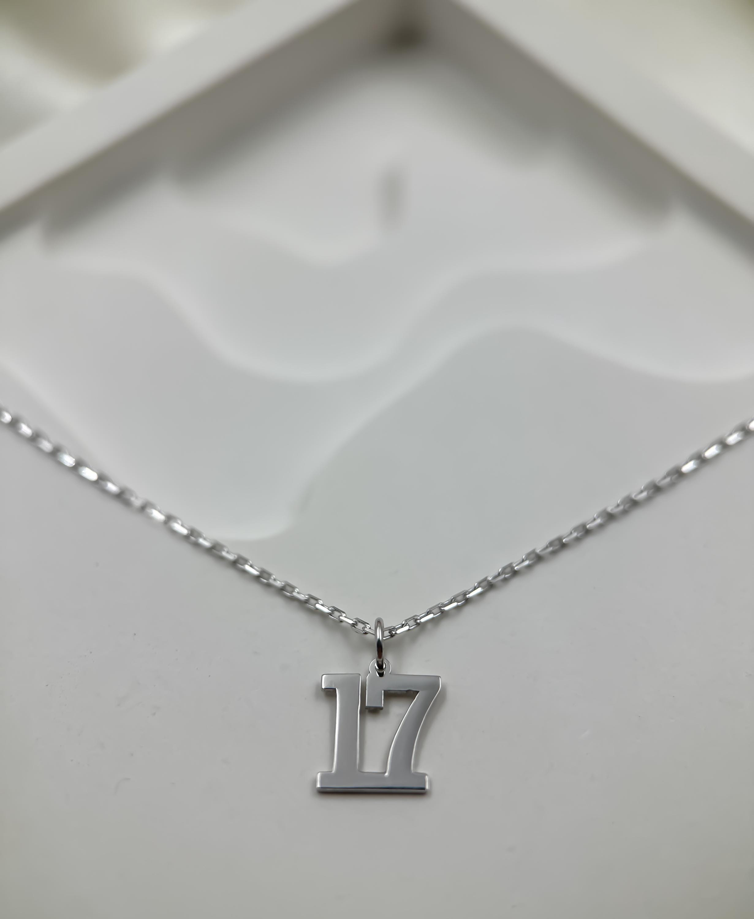 純金製ナンバー17ネックレス・2桁ペンダント - Etsy 日本