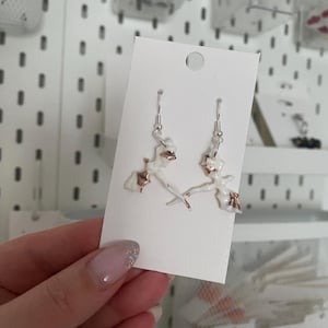 Mini dragon dangle earrings - White/Rose Gold
